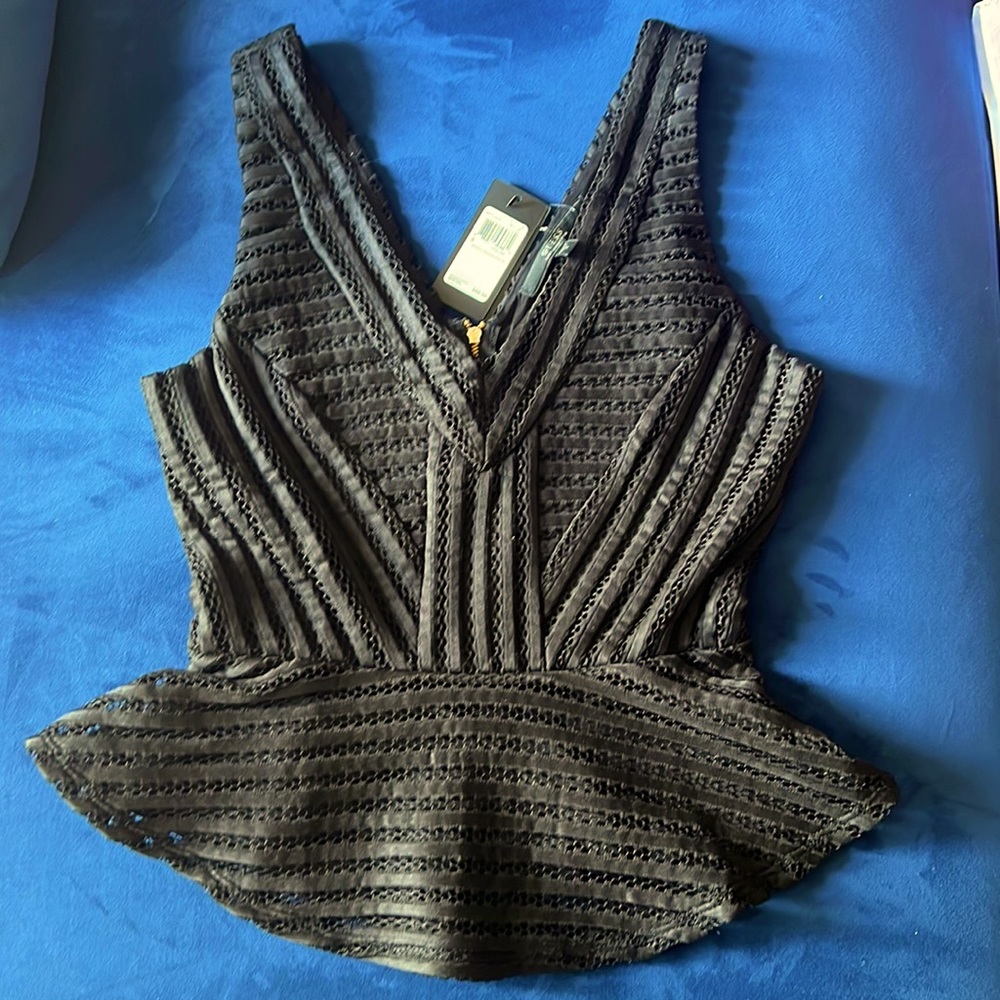 Guess Top